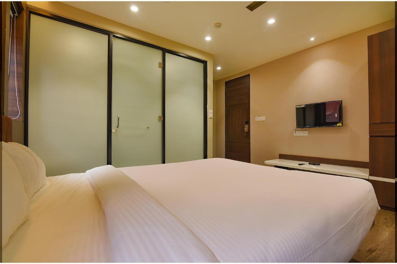 Fabhotel Eros 282 - Nr Sreebhumi Liluah Ngoại thất bức ảnh